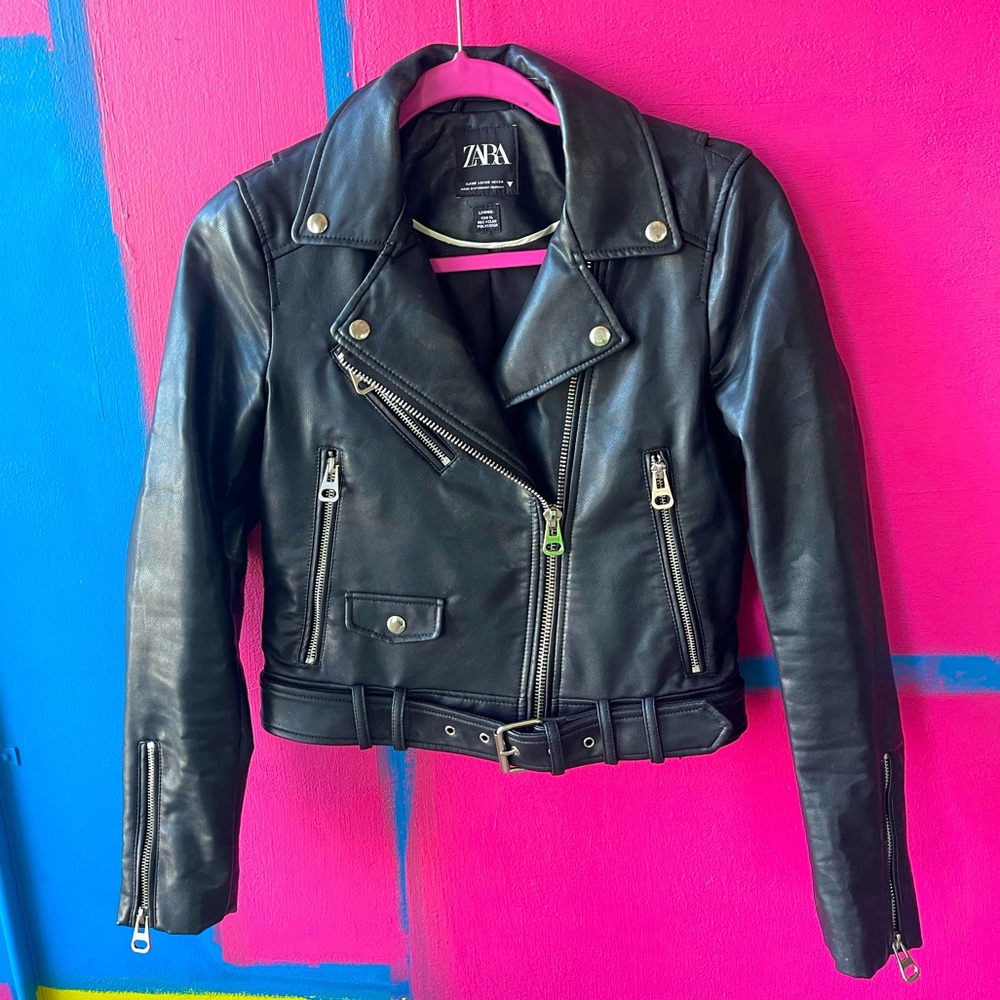 Black vegan leather Moto jacket😍